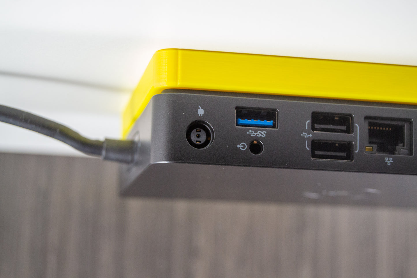 Mount for Dell WD15 / K17 Dock